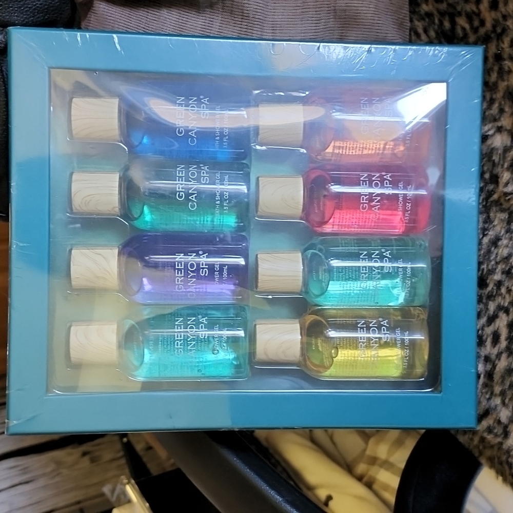 GREEN CANYON SPA Bath & Shower gel 8